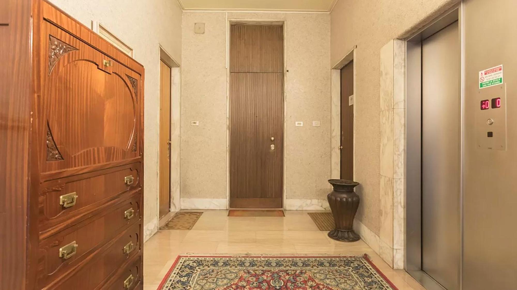 Classbnb - Two Apartments 400 Meters From The Duomo Milan Extérieur photo